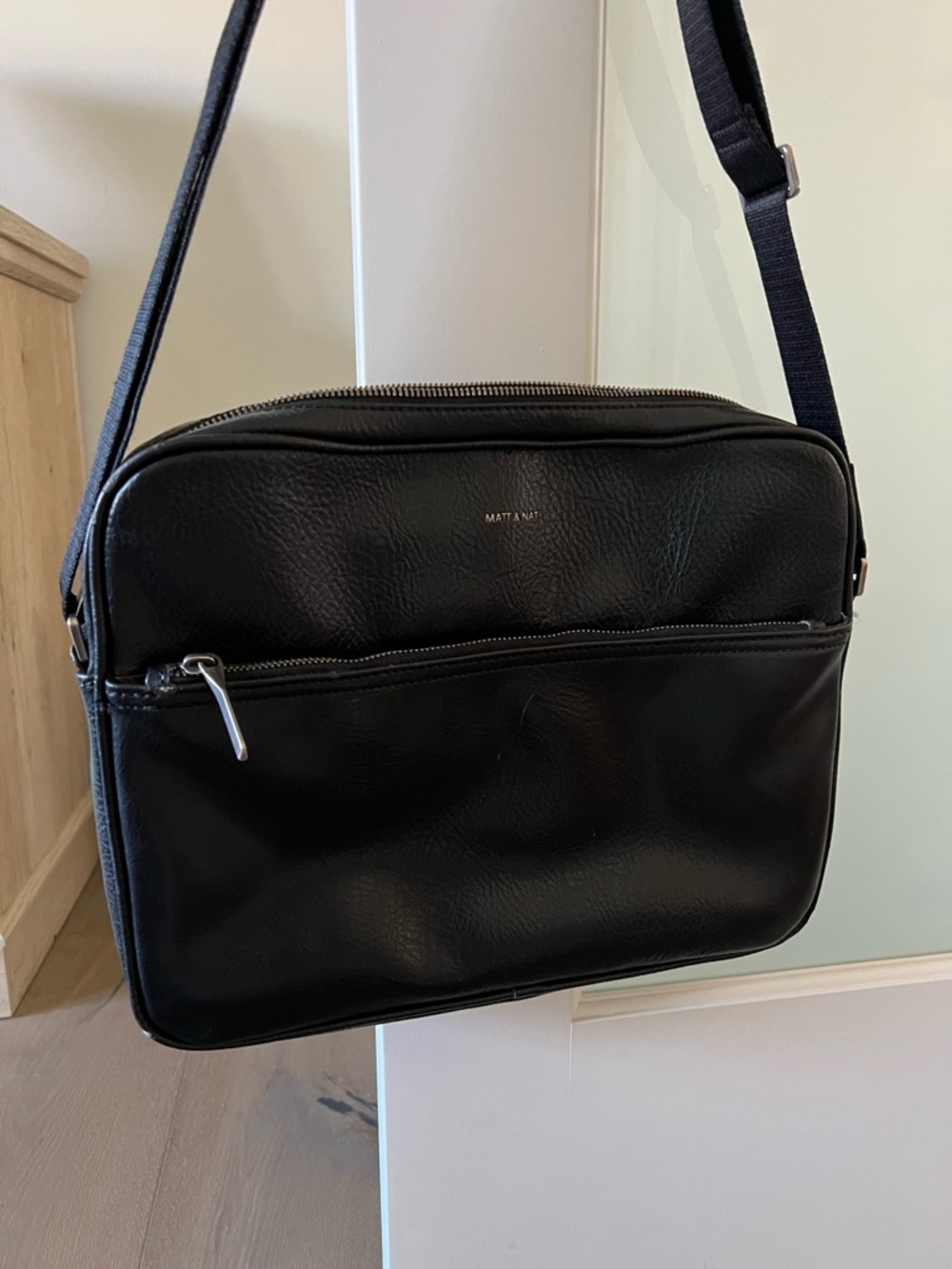 Matt & Nat Black Leather-Look Laptop Bag